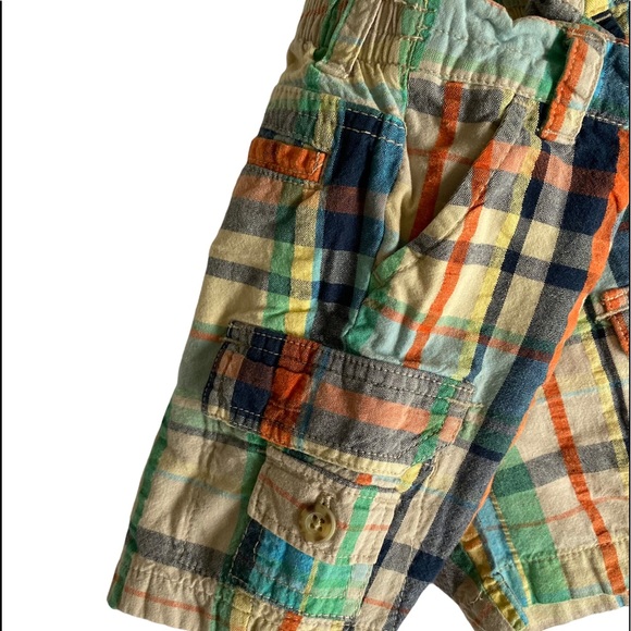 Old Navy Plaid Cargo Lightweight Shorts Size 12-18 Months - Picture 2 of 4